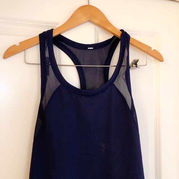 Lululemon Razor Back Tank - Picture 4 of 5